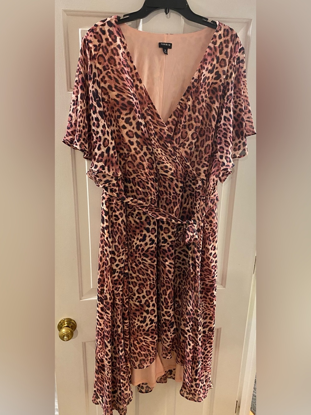 torrid 5x Rose Pink Leopard High-Low Flowy Dress